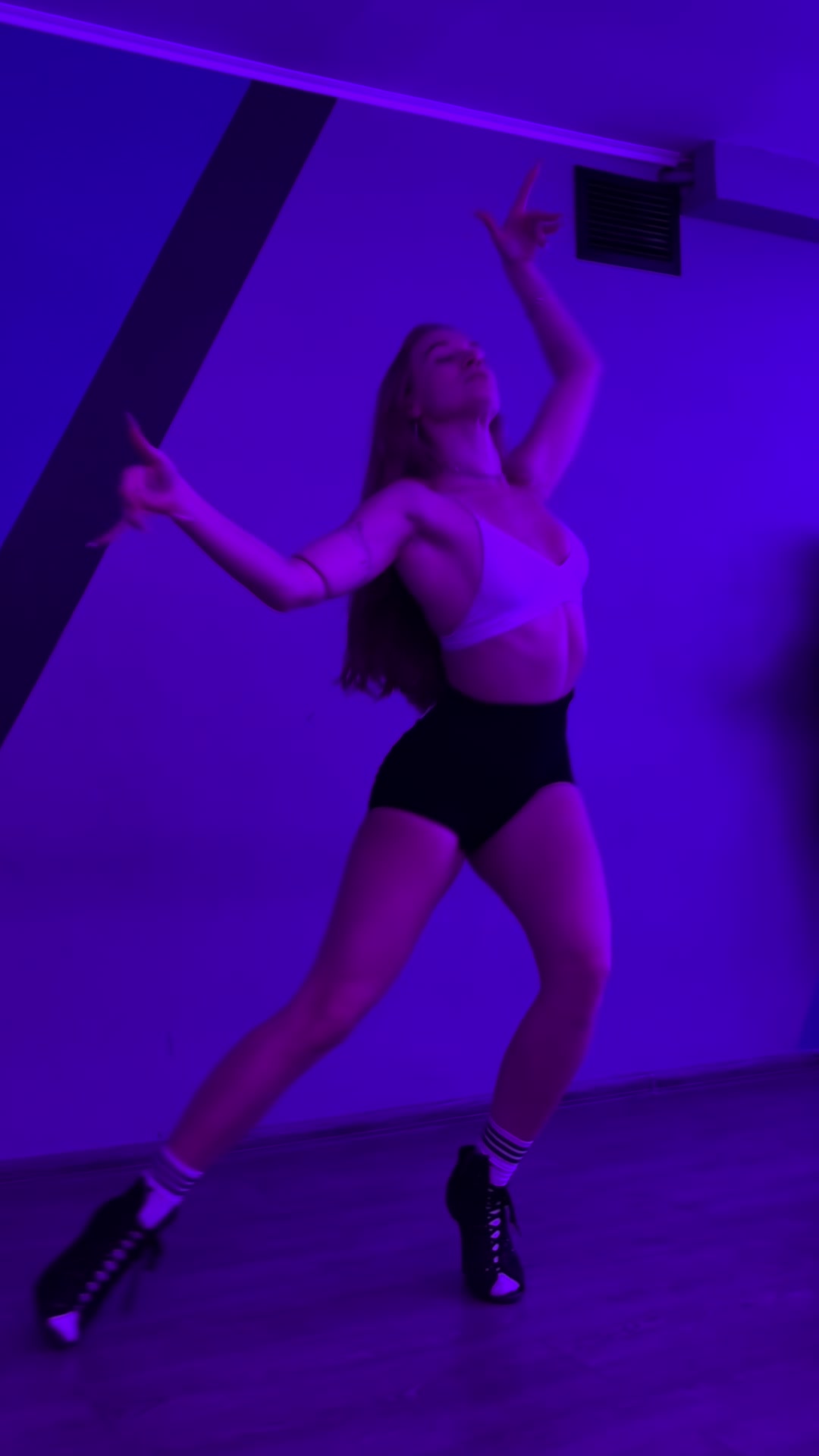 @Полина