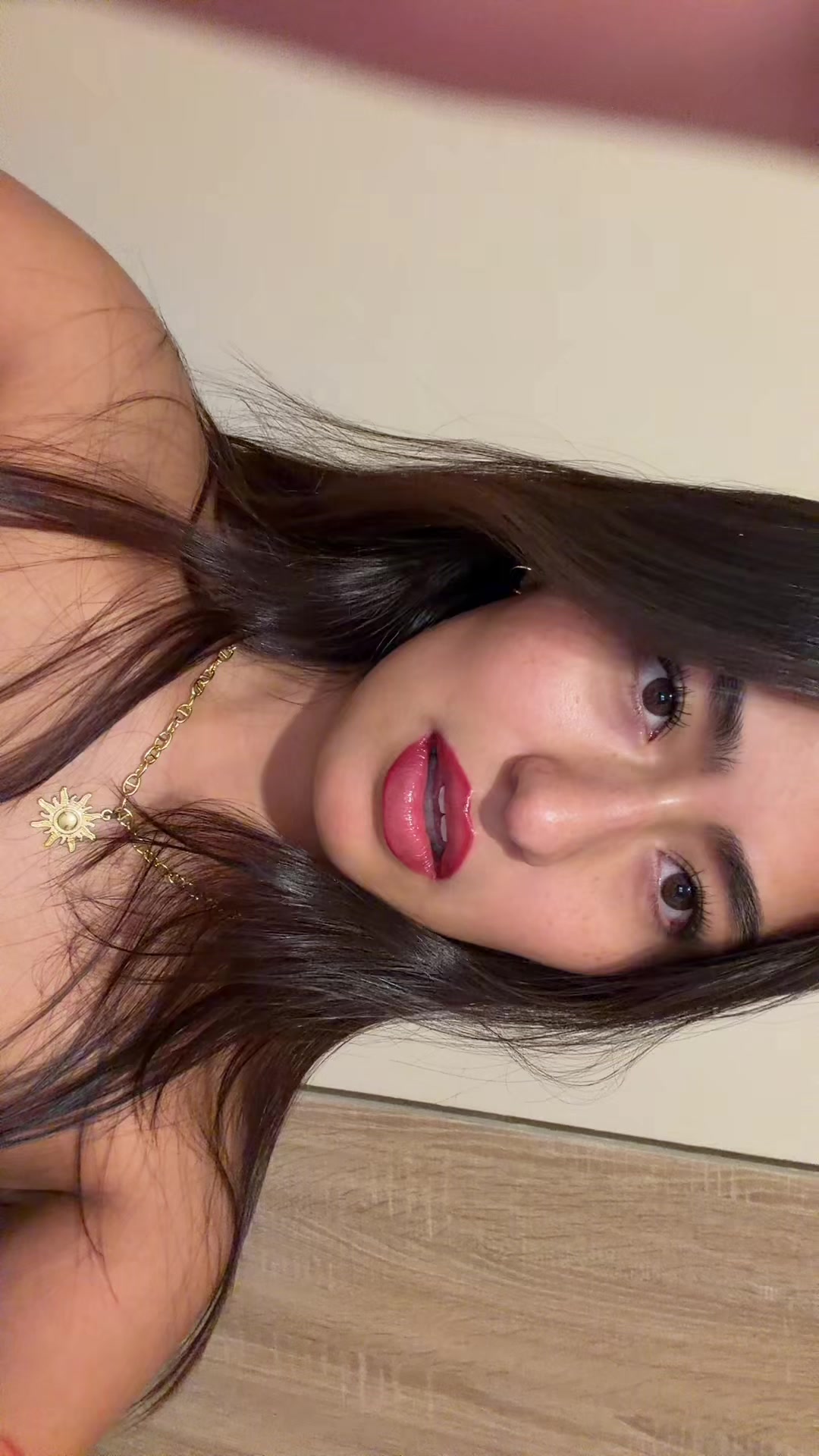 @Isidora