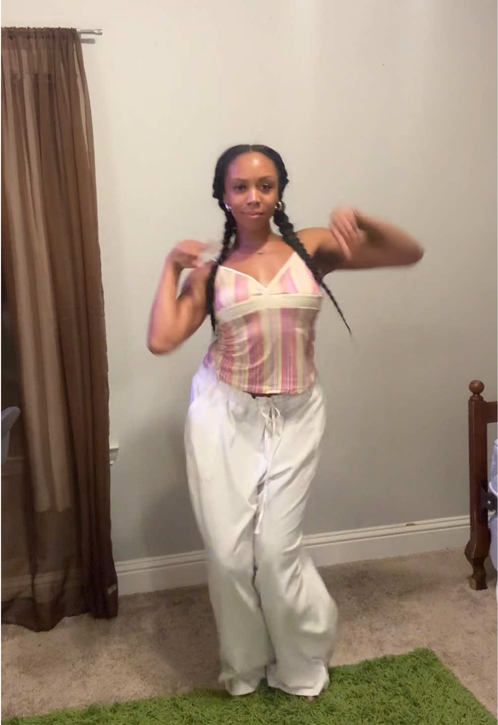 @yt: nadiya jade