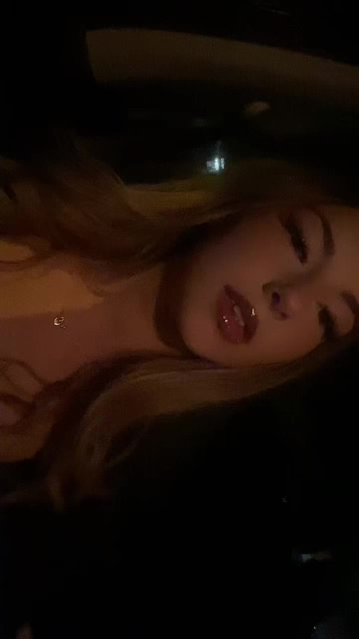 @Ebony🩷