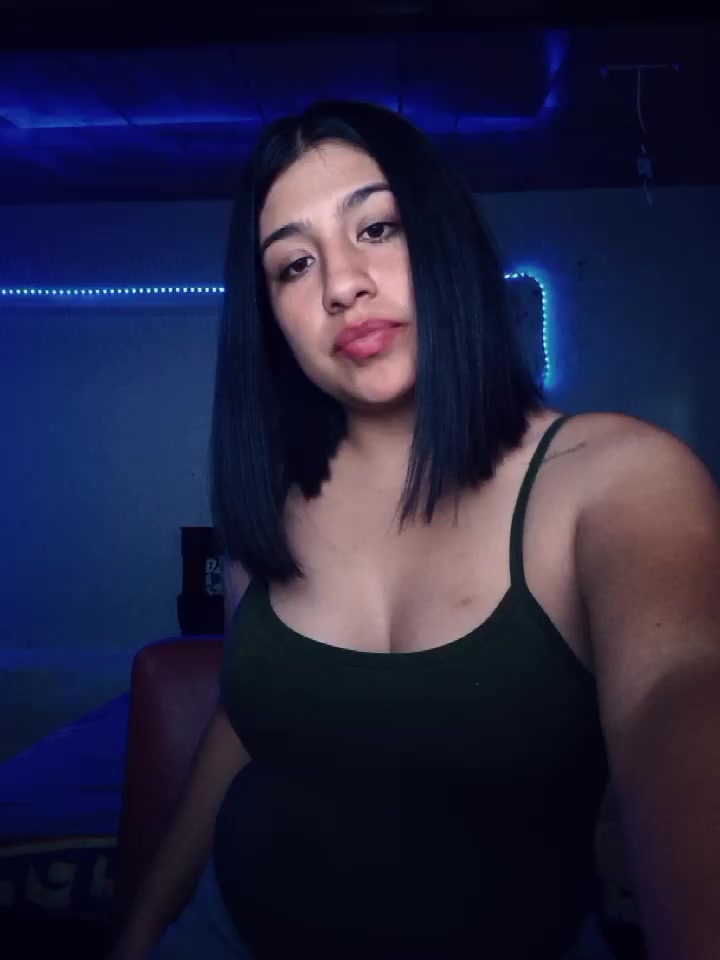 @Vivianaa_11🖤