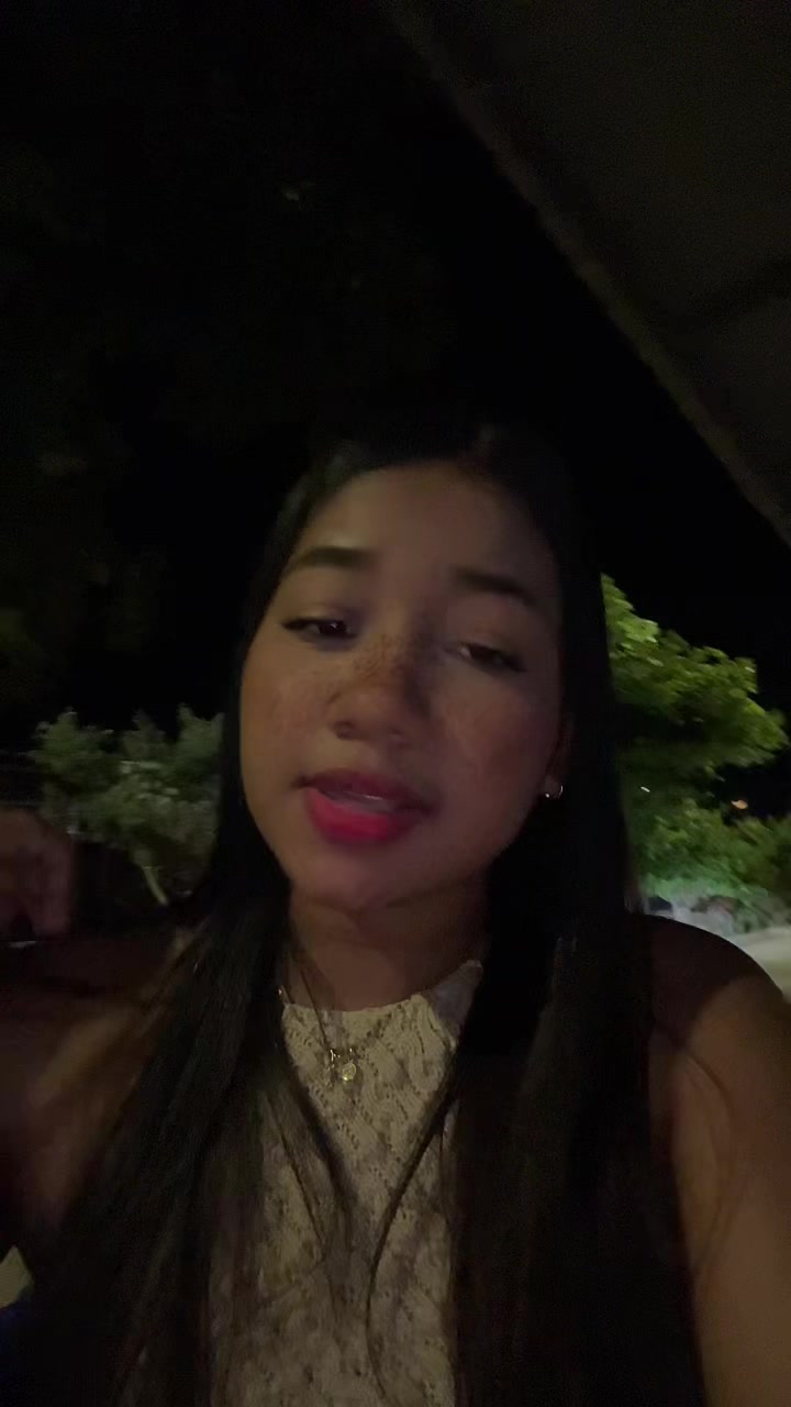 @🦋.