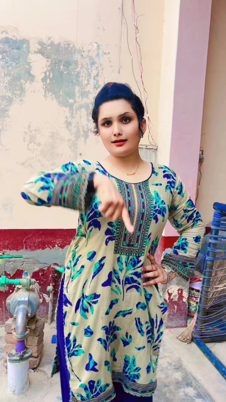 @Chahat❤️