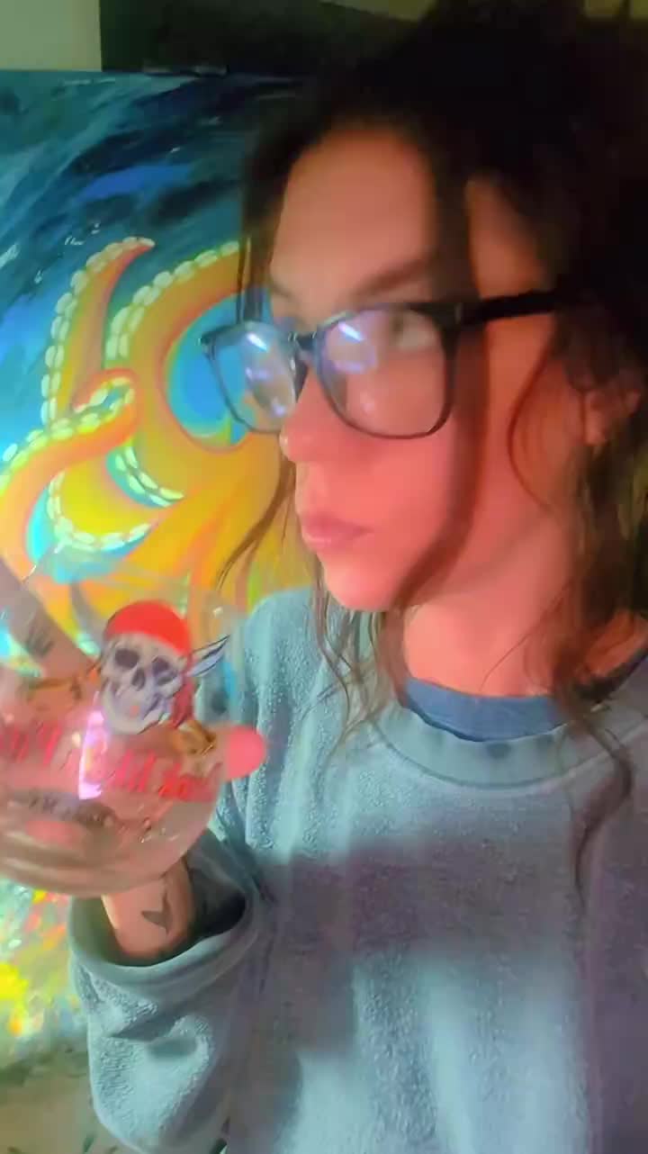 @LauraArtfulNature✌️💜🖌️🎨🌎🦋