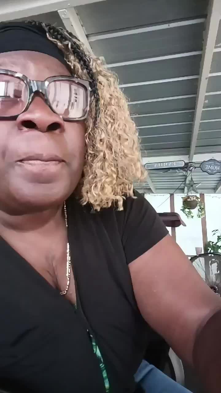 @auntee_carol4life