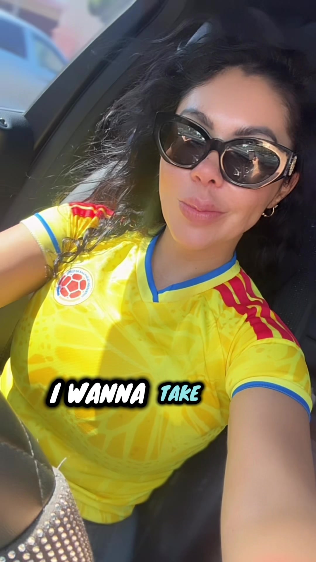 @Eve_laColombiana🇨🇴