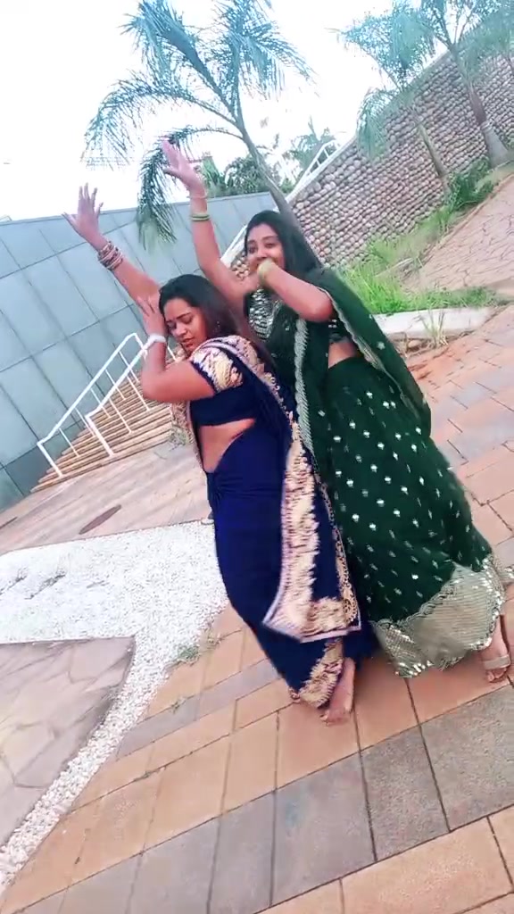 @Ayesha🤍