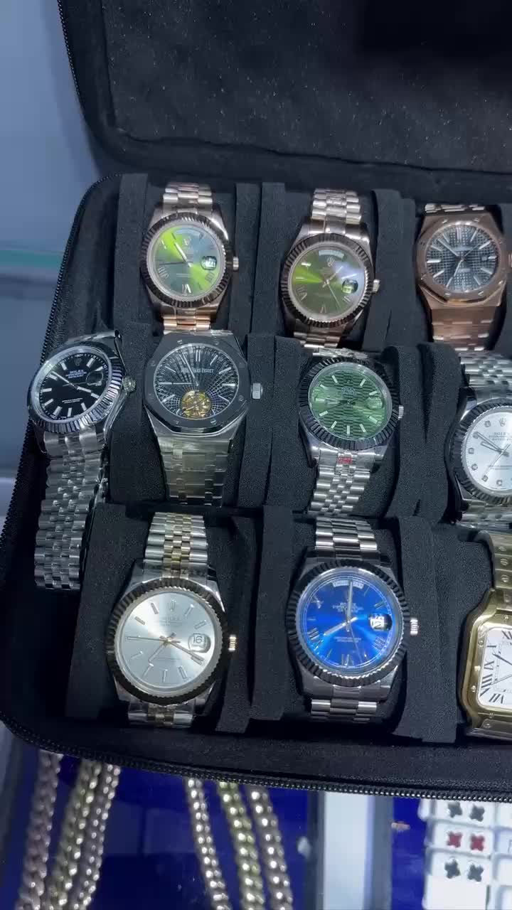 @LuxCrate