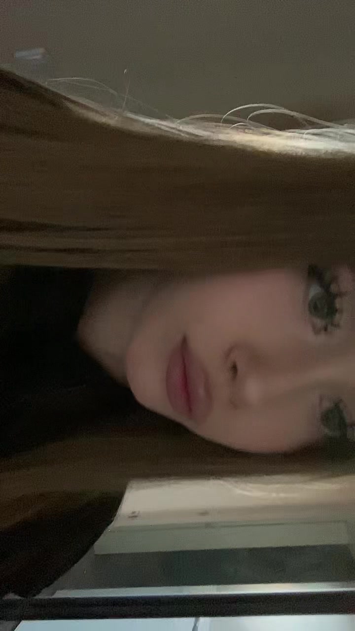 @user37937216300
