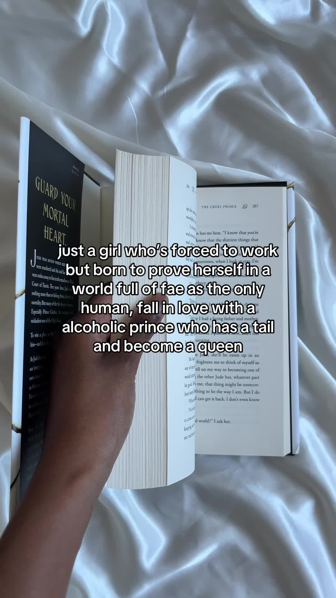 @sha&iuml;na | booktok 🌷🐉📚