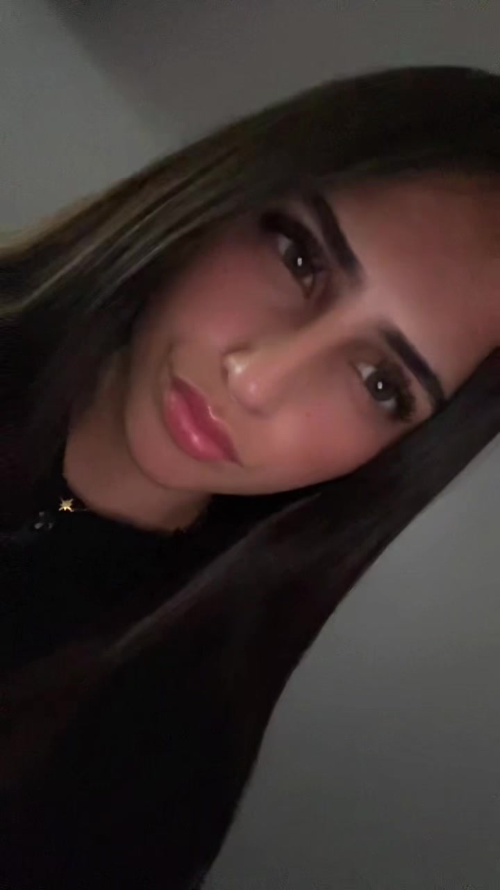 @Vaia.na💌