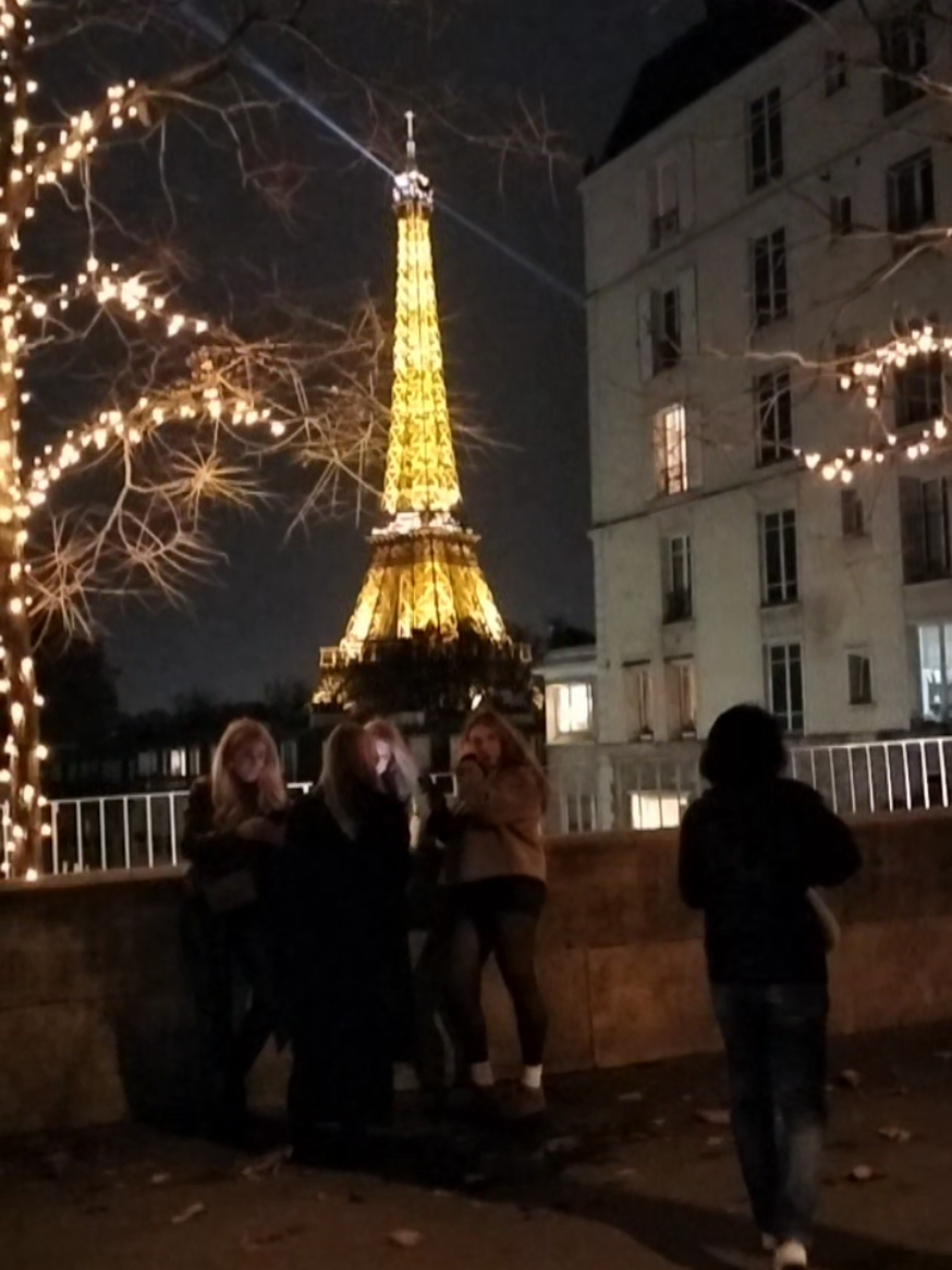 @Incroyable@Amazing Paris