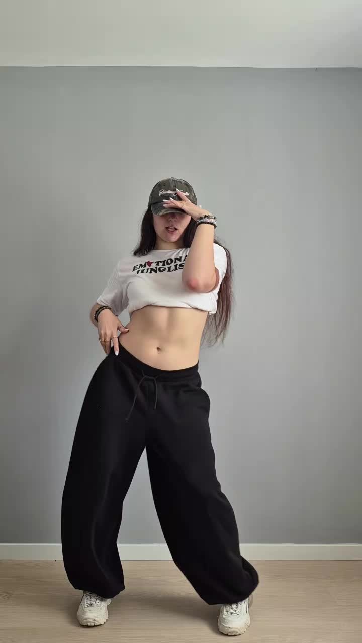 @Karolina
