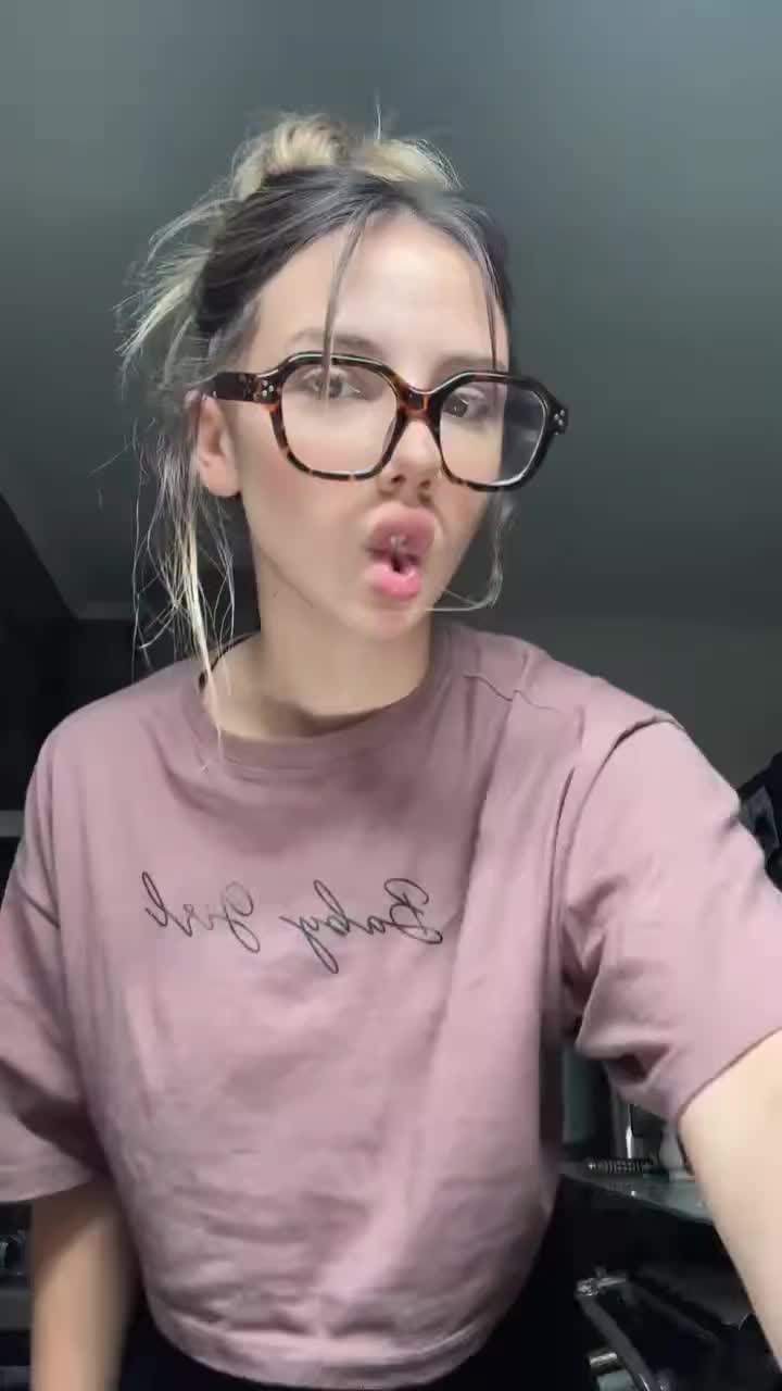 @👀👀