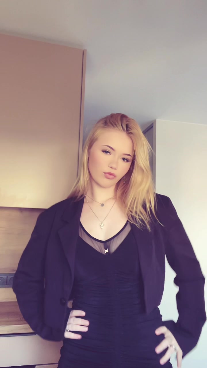@Kariwepl