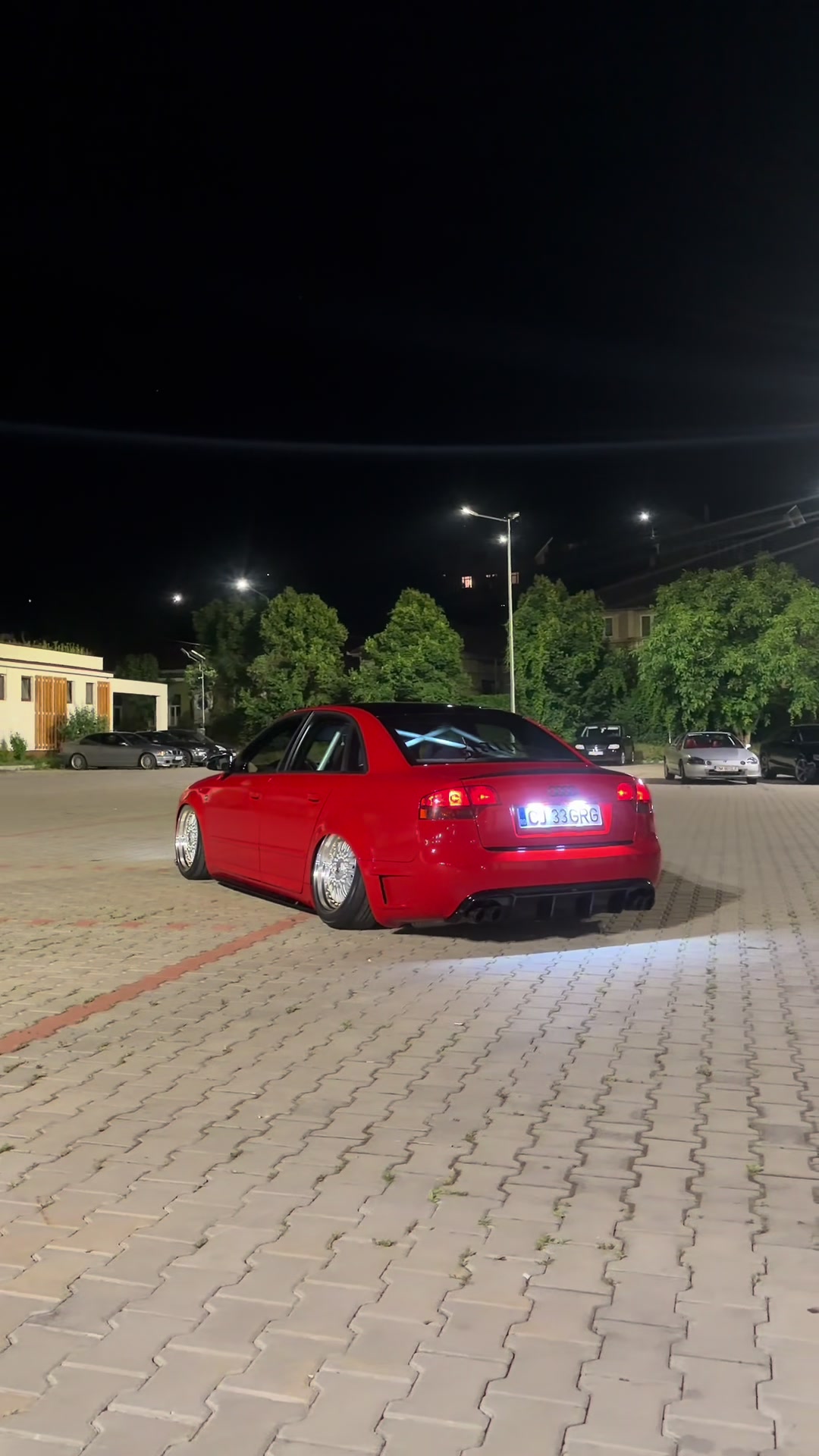@33grg
