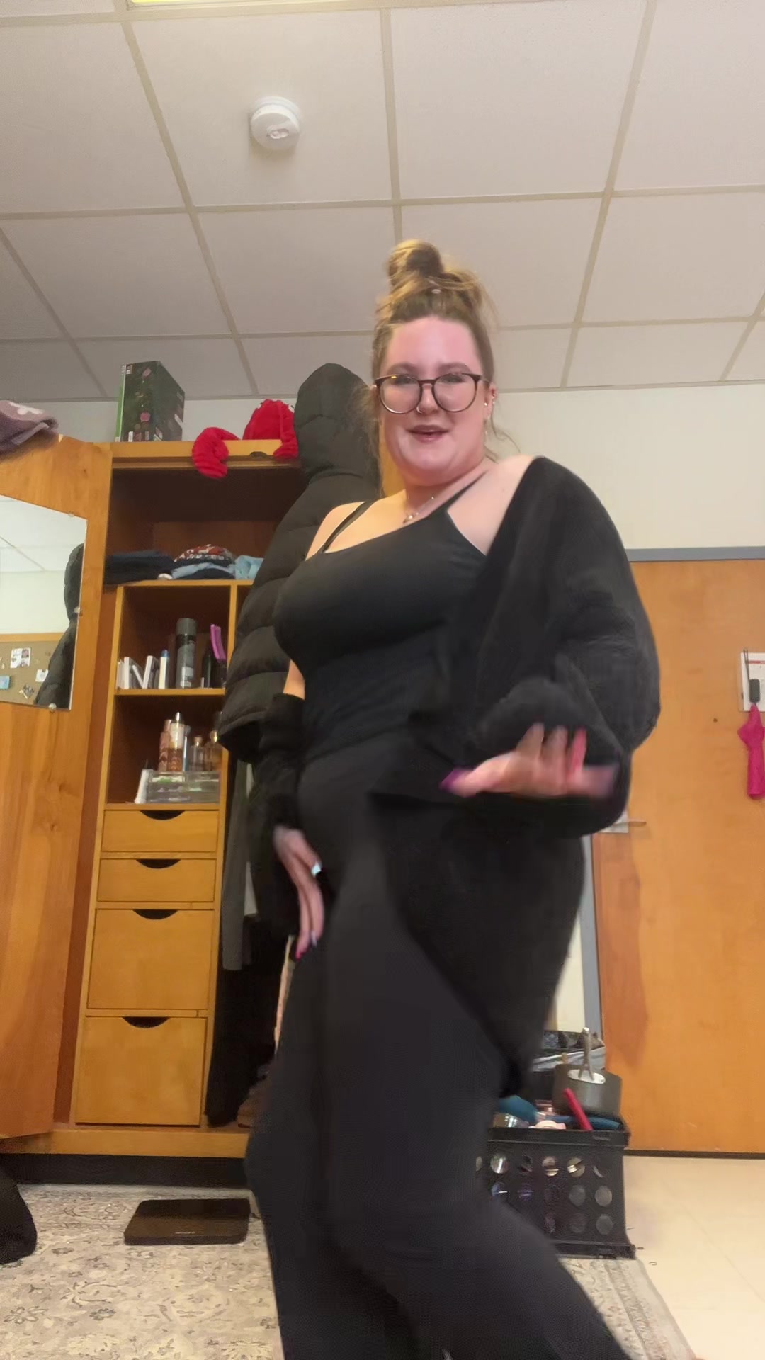 @nessawrlld