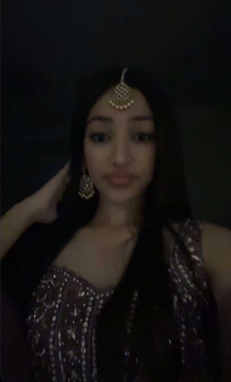 @𝐬𝐡𝐫𝐞𝐲𝐚