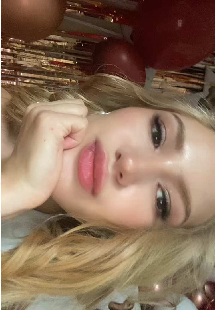 @Алиюшка 🌸