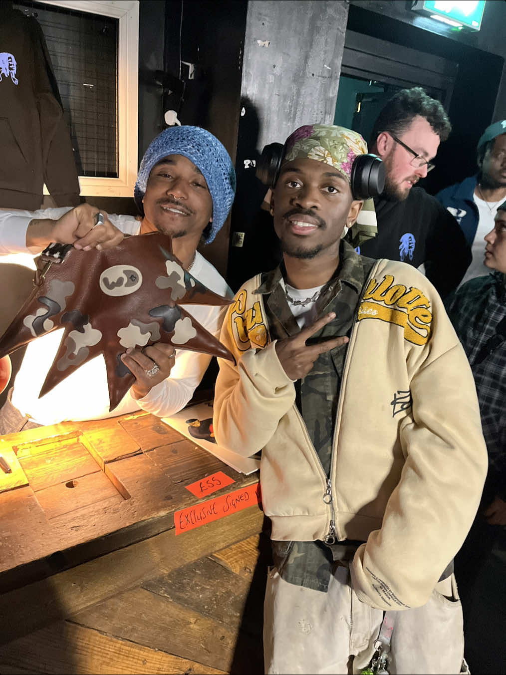 @ByRii (r-eye)🗣️