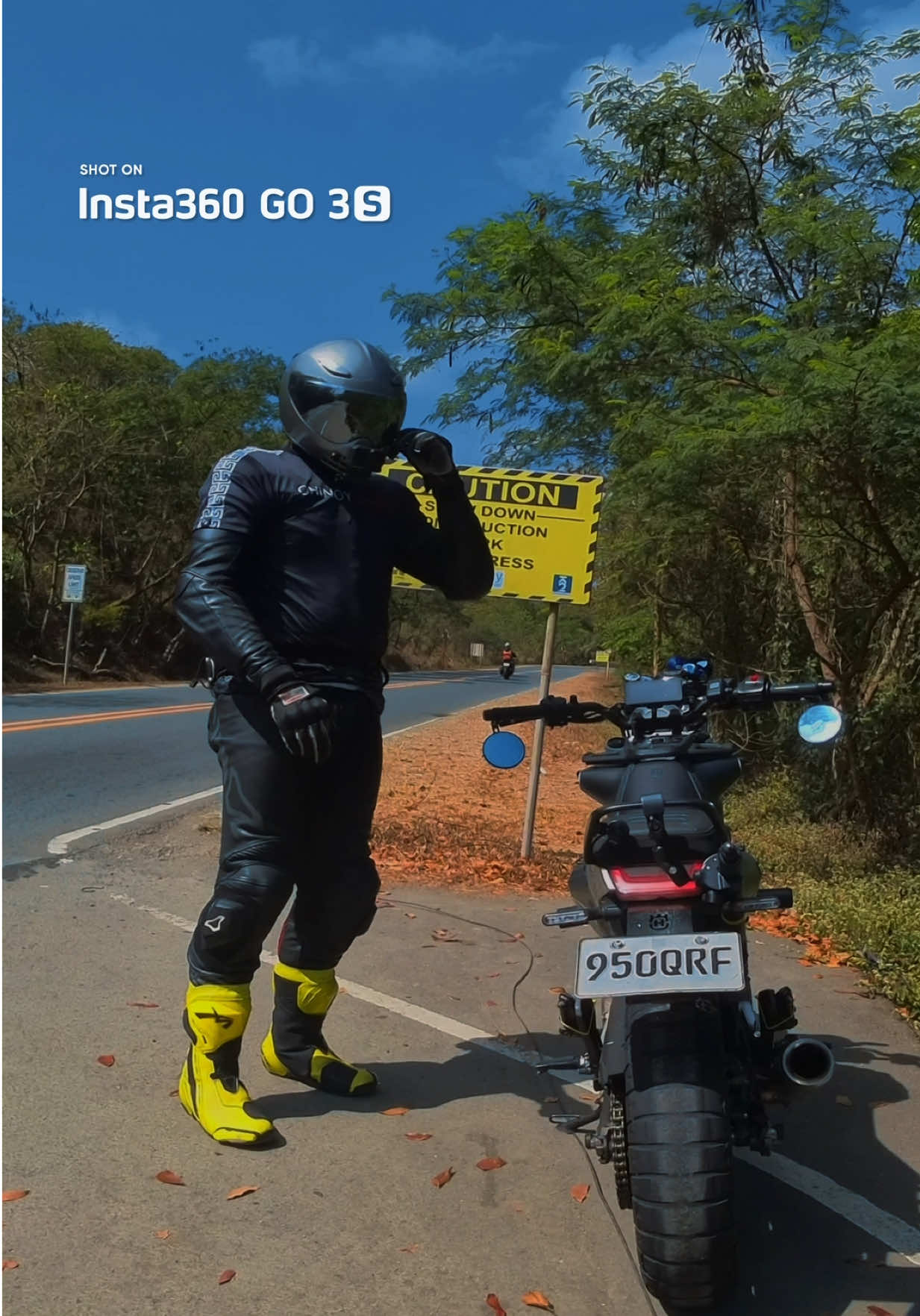 @23MOTO