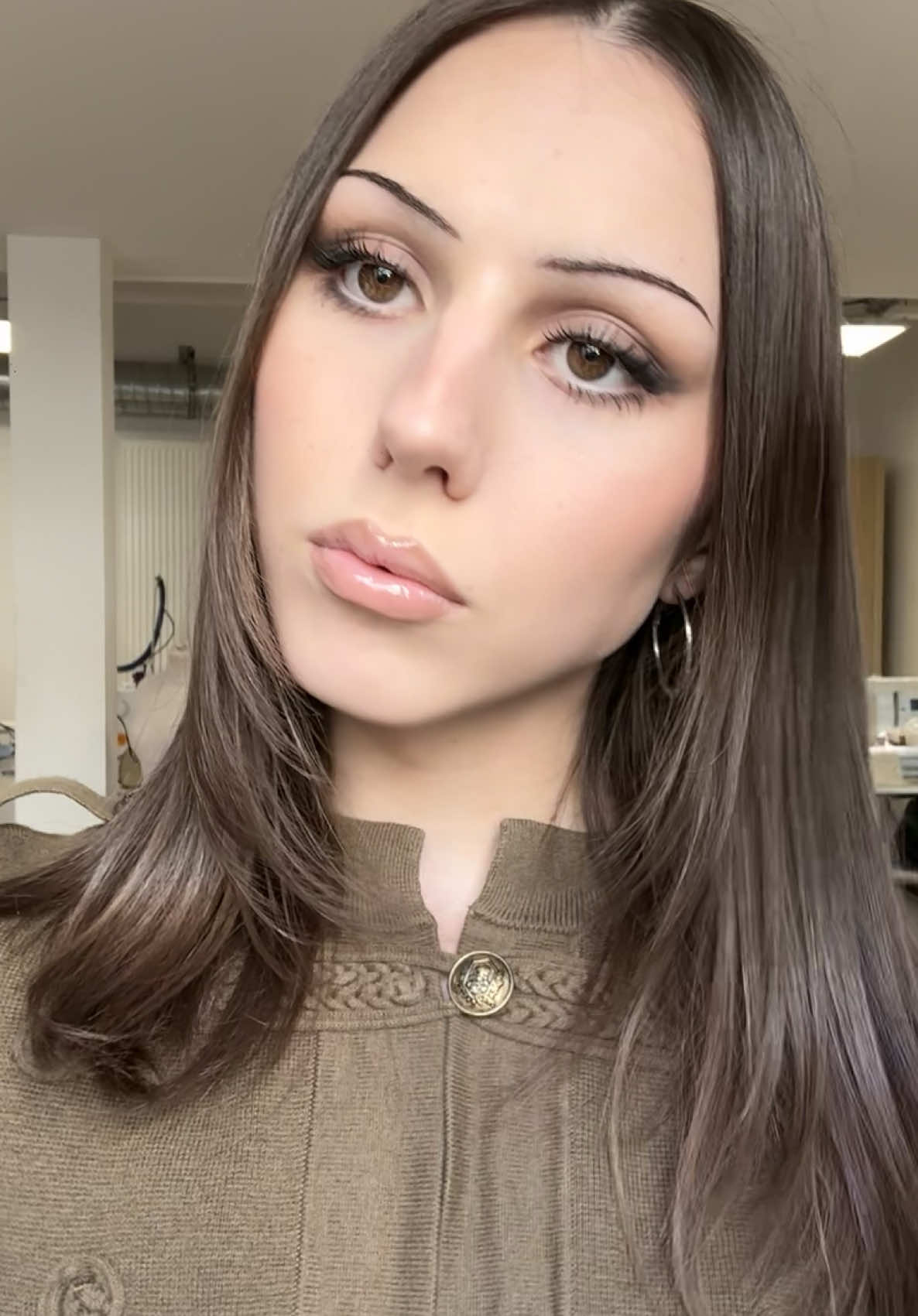 @THEHOUSEOFSIMONS
