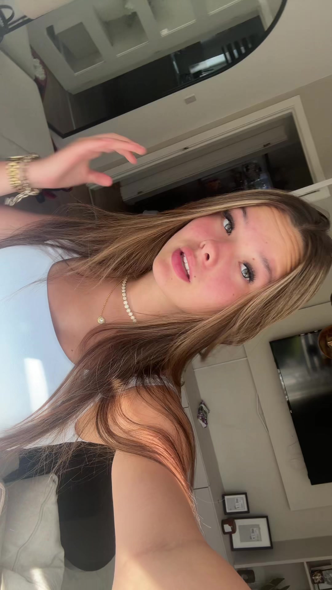 @bel🤍