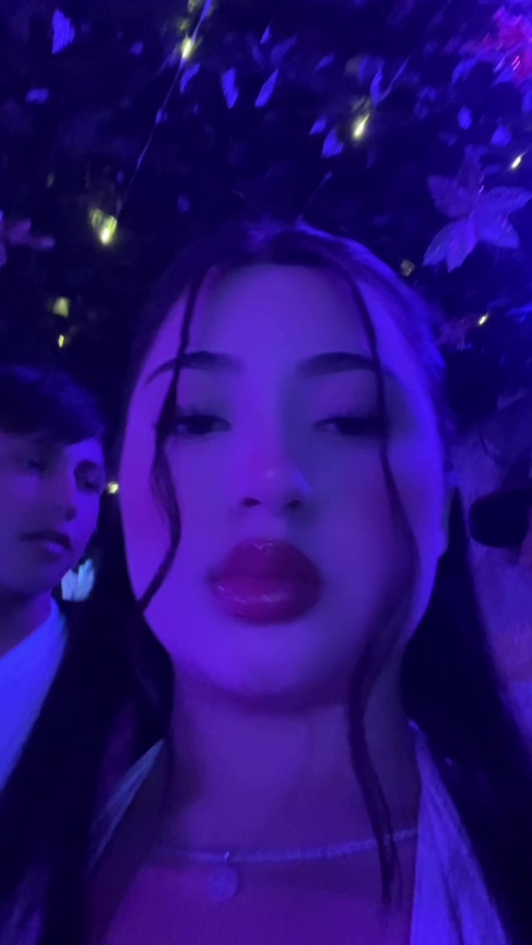 @danis229419