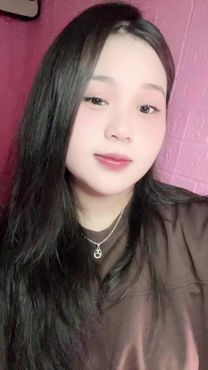 @Th&uacute;y hằng🫧