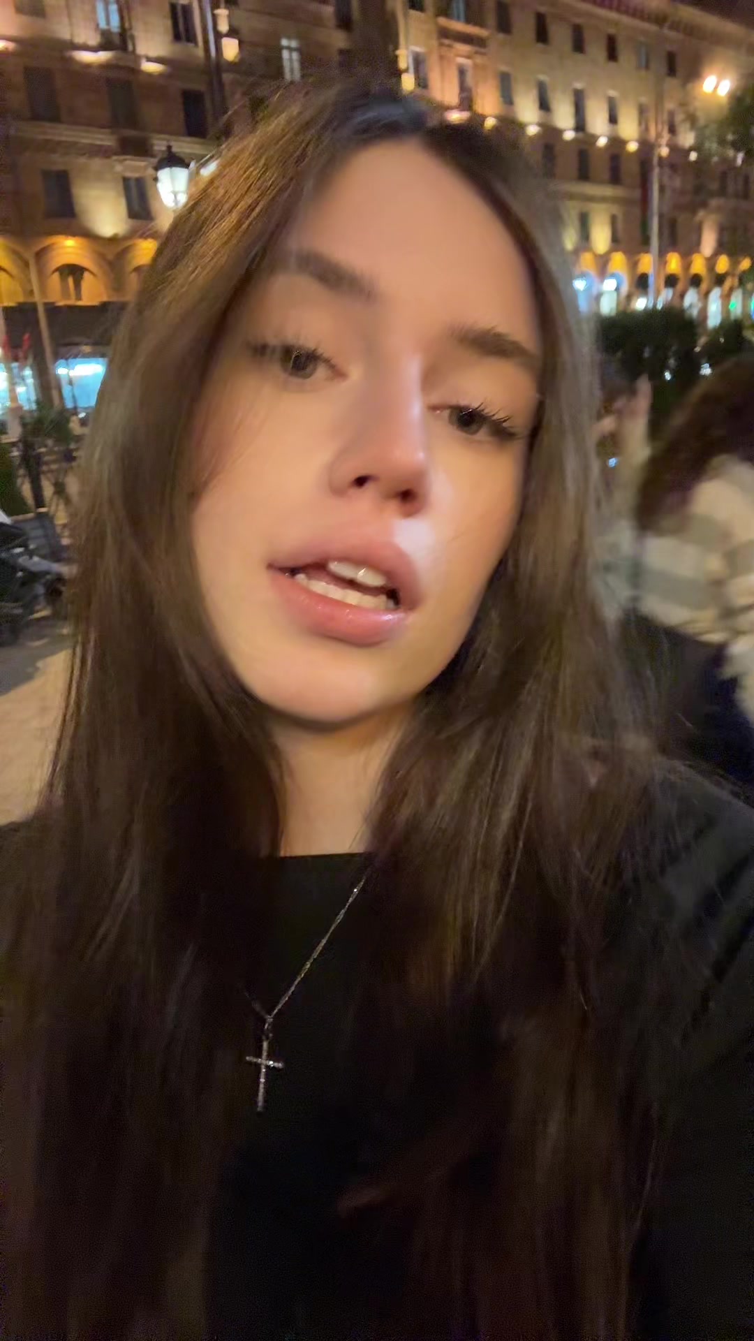 @кровать