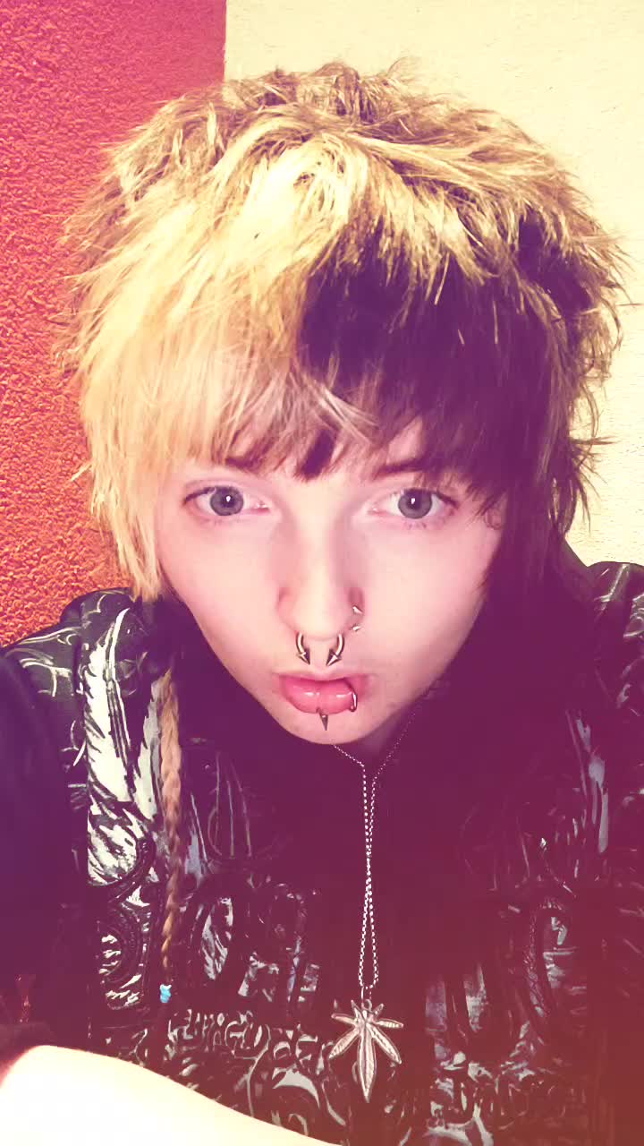 @Eve_hunter <3