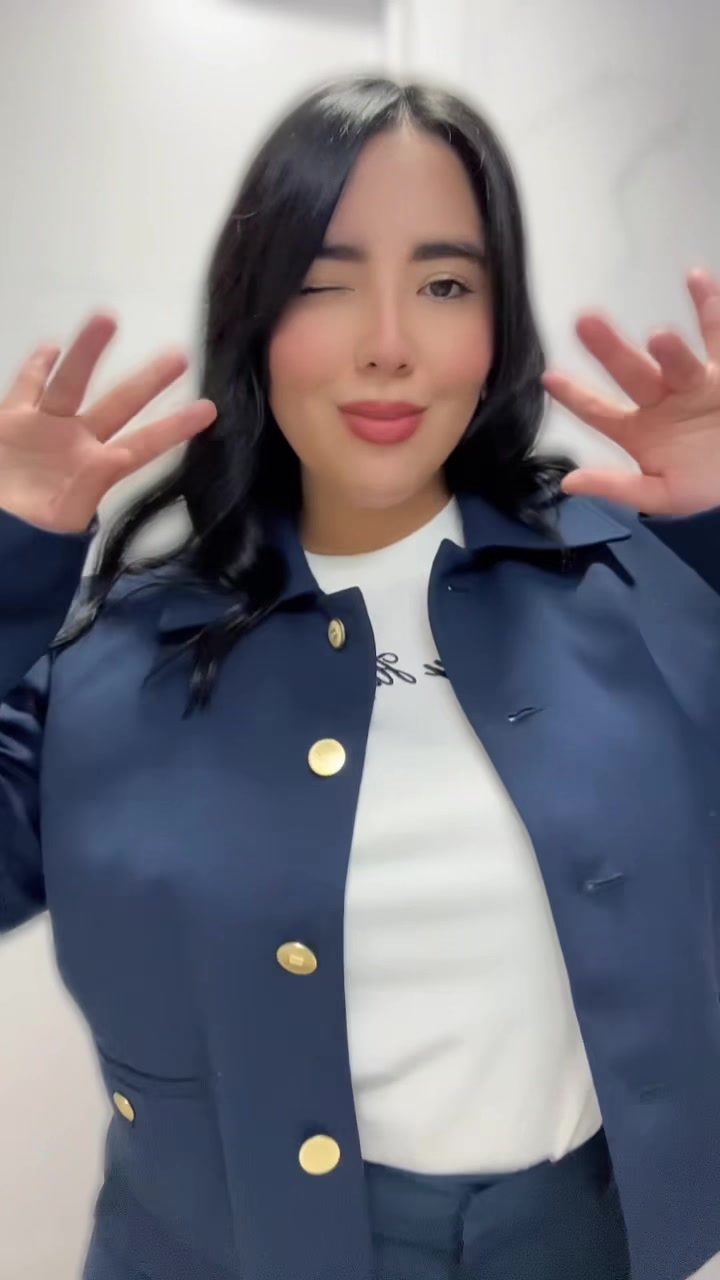@𝐀𝐥𝐞𝐱𝐚𝐧𝐝𝐫𝐚🧸