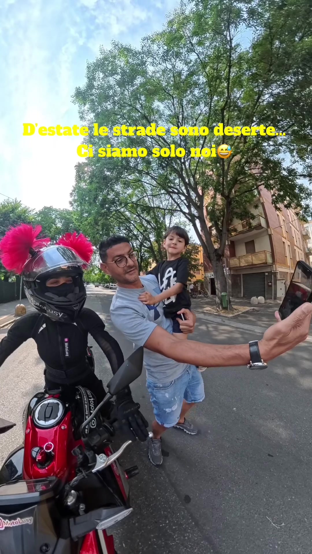 @motolusy