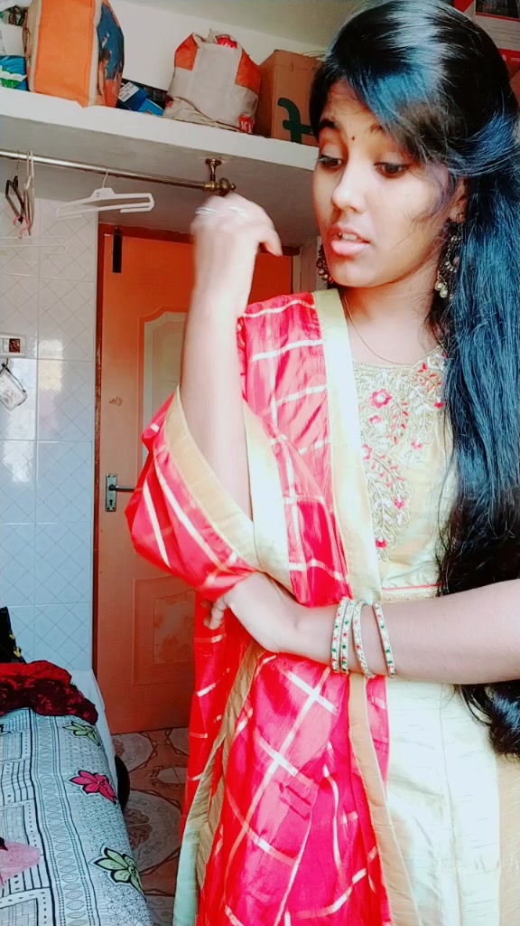 @Abinaya Murugan❤