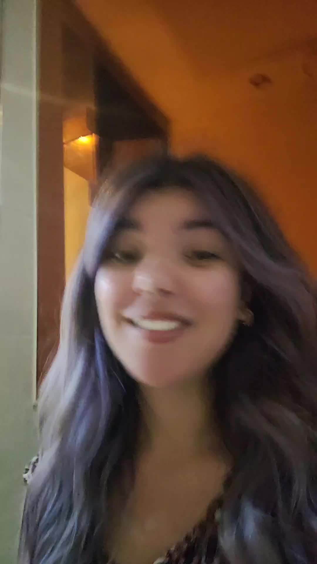 @Isabella