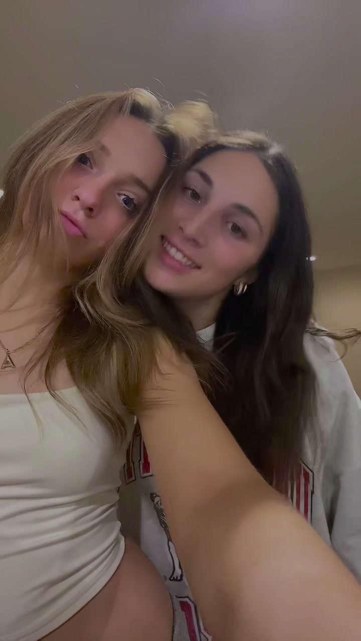 @Bella