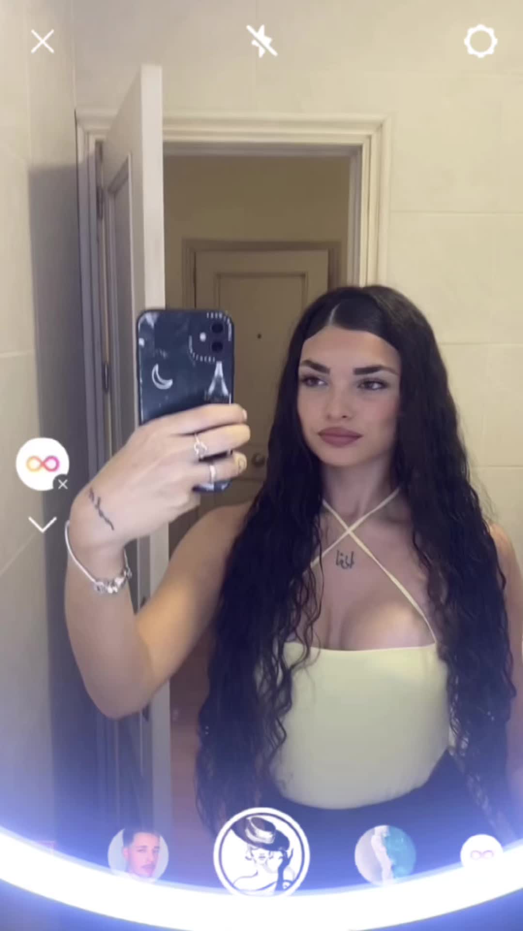 @lauritagcc__