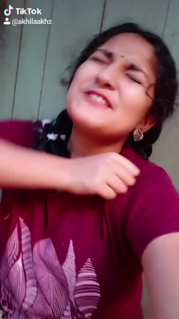 @akhila_akhi