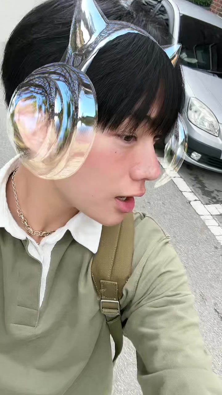 @이건우