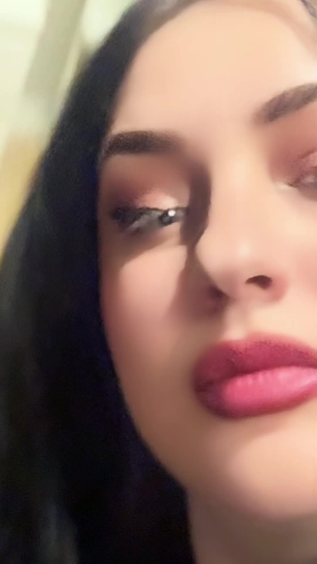 @Chloe🩵🩵💛💜💖🩵
