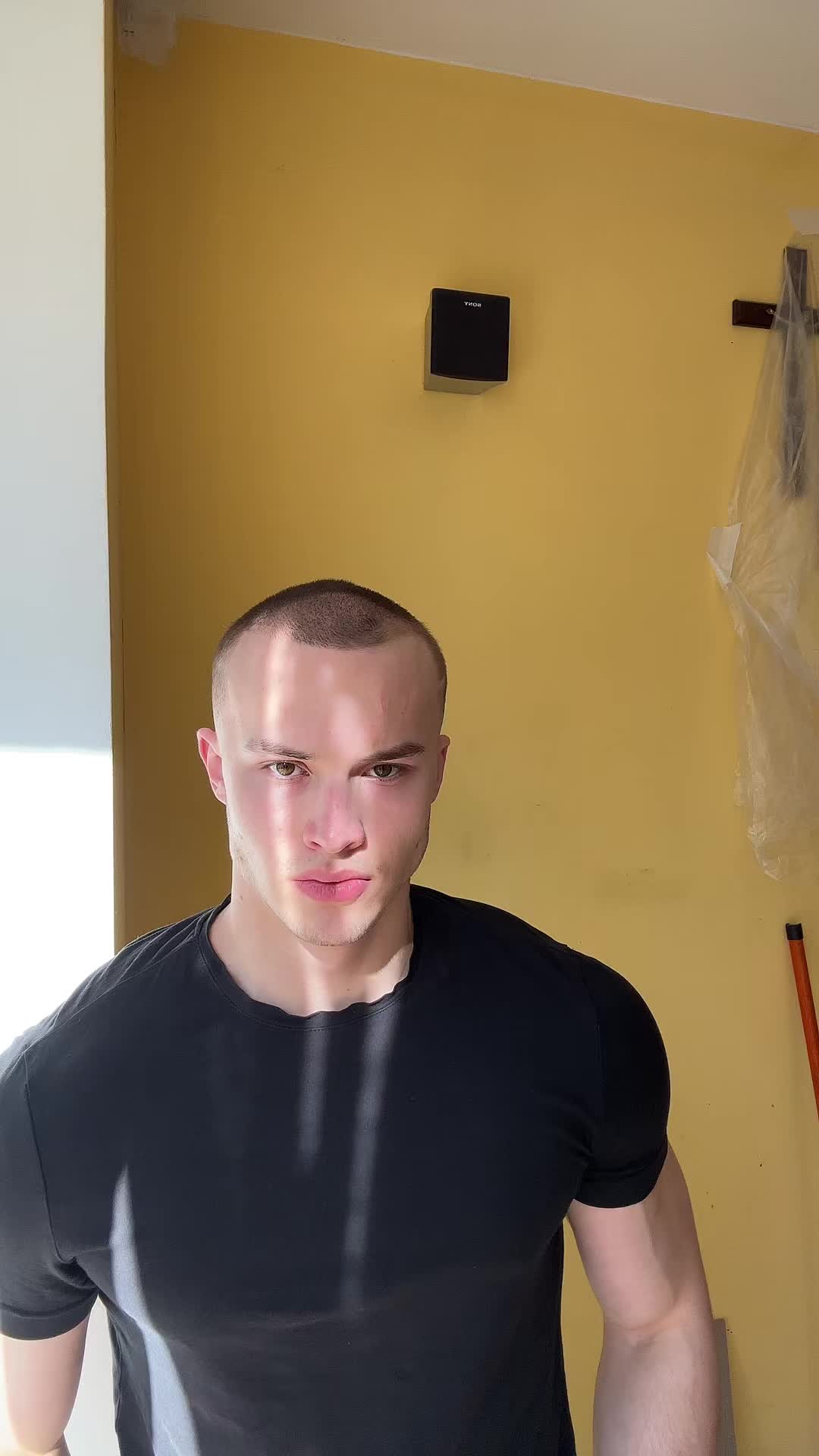 @𝗠𝗘𝗟𝗘𝗫