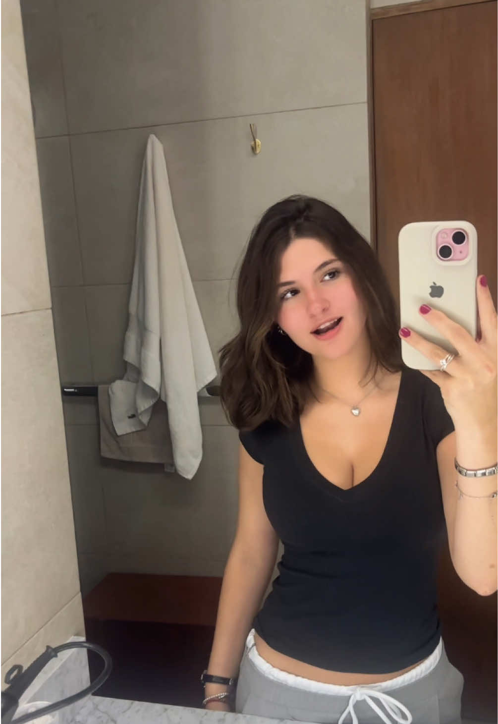 @Anaaa
