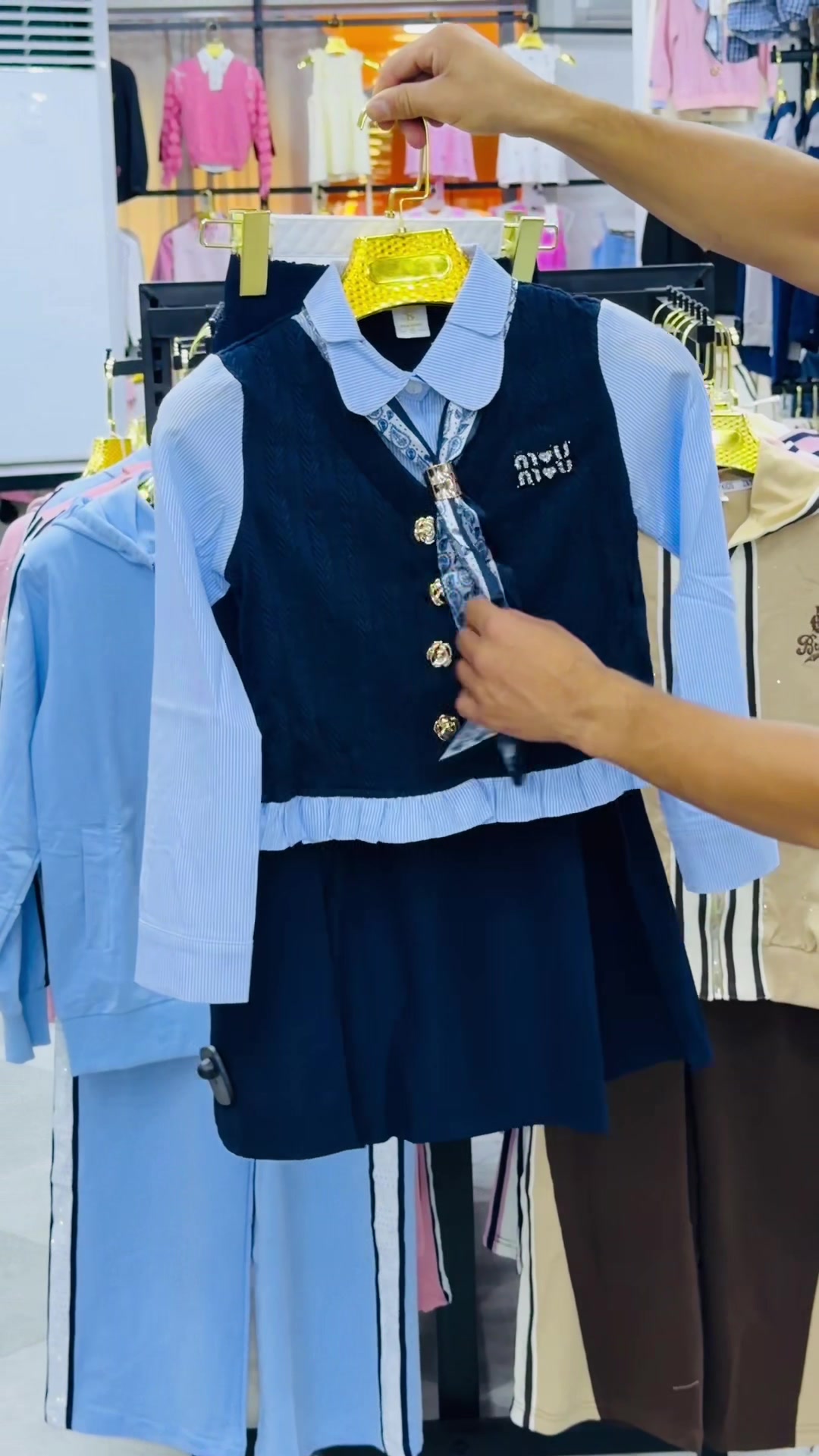 @maya_kids193