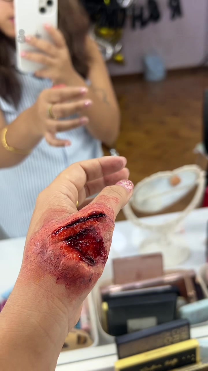 @Chi Chi Makeup