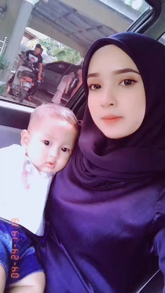 @farah_muhadi