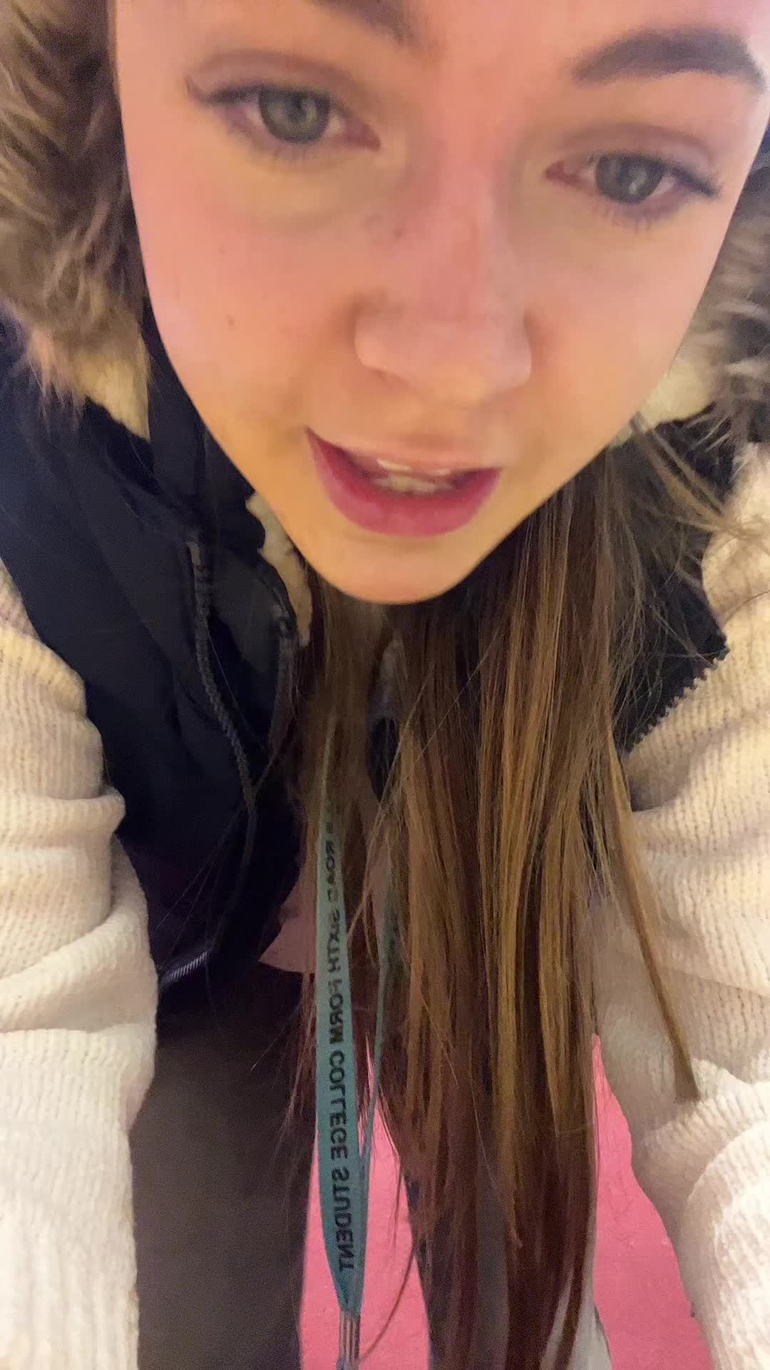@Lolaaa