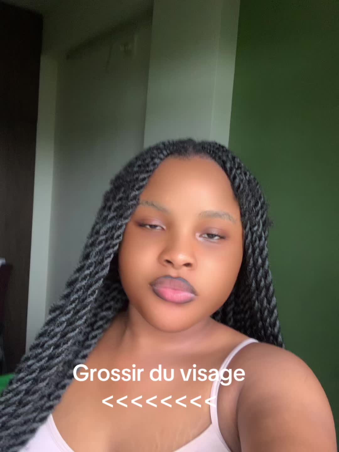 @Manuella✨🌸