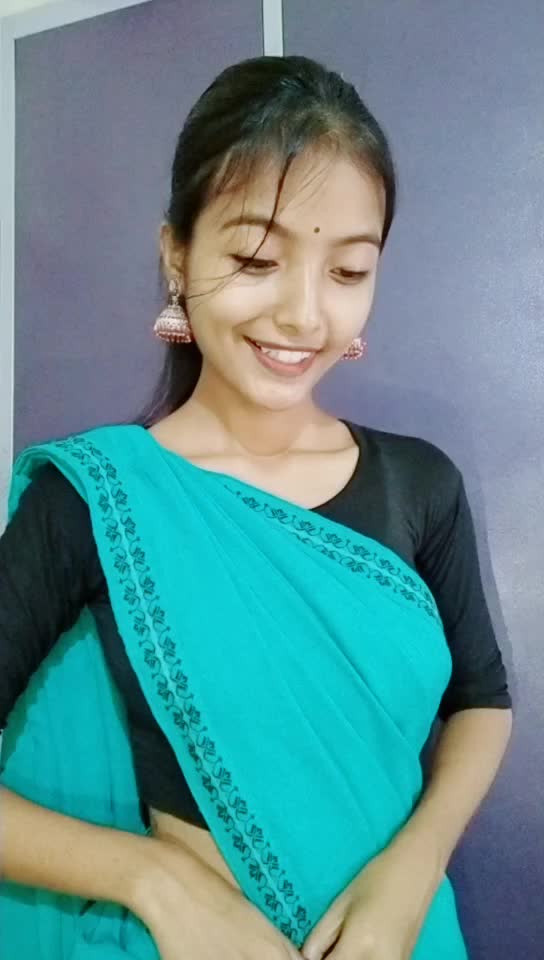 @DishaA... 🖤🖤