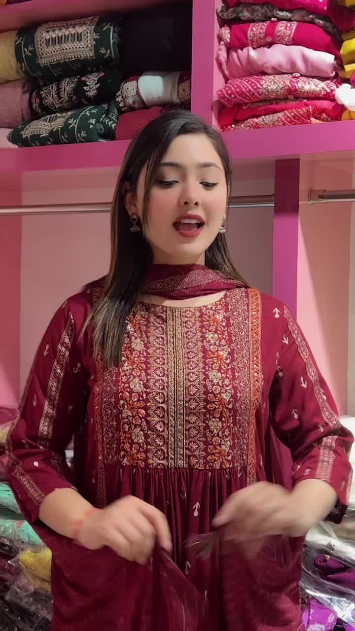 @priyankabhandariofficial