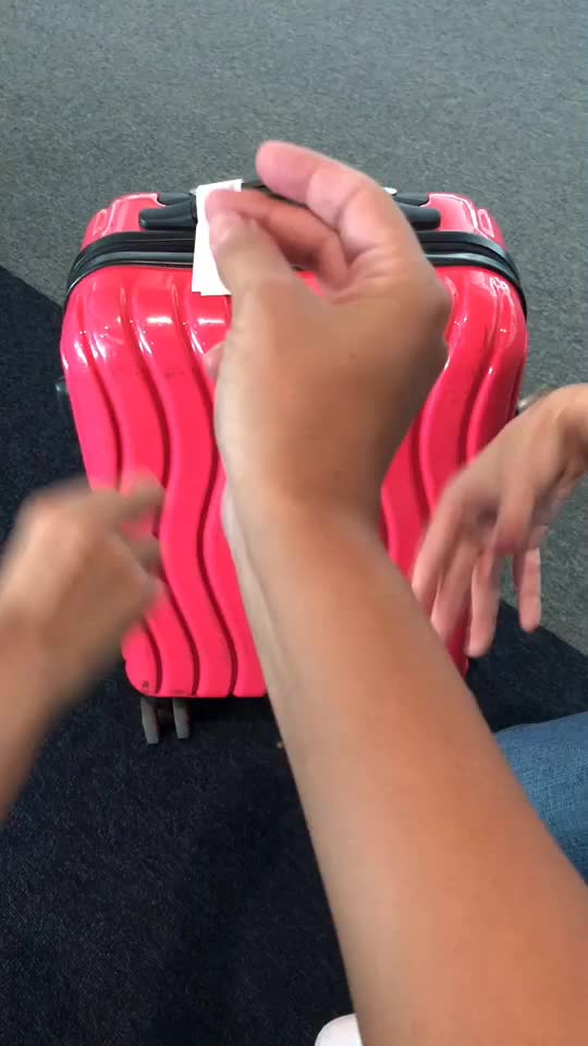@mrnlcrs